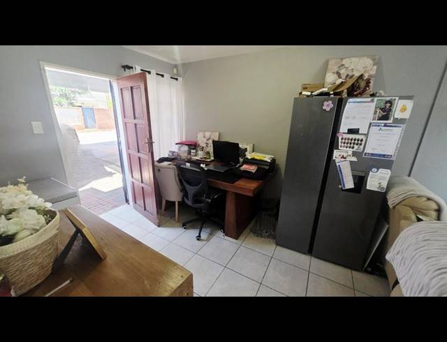 2 BEDROOM TOWNHOUSE FOR SALE IN MONTANA